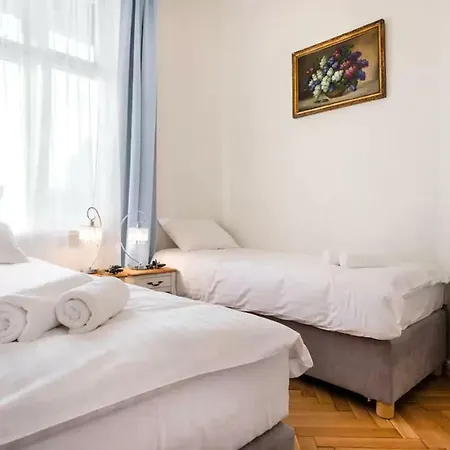 Zwierzyniecka Old Town Apartments By Otium Krasków Eksteriør bilde