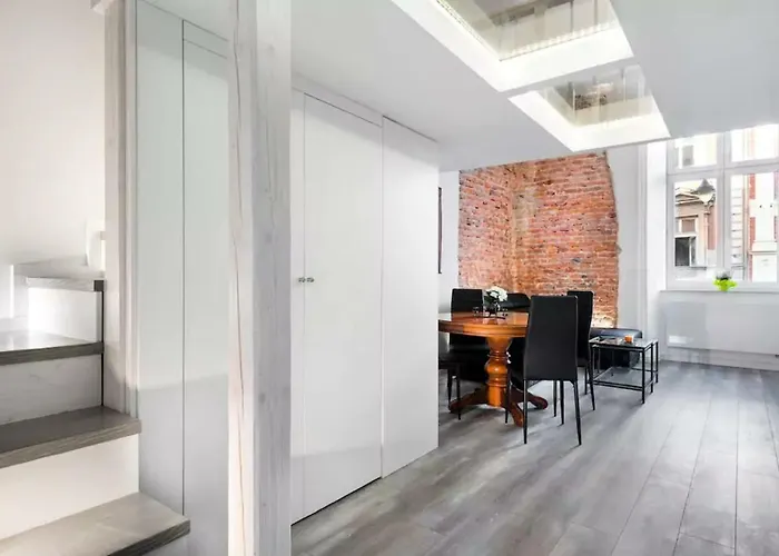 Zwierzyniecka Old Town Apartments By Otium